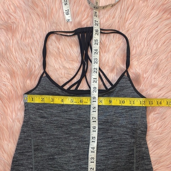 Lululemon Lighten Up Heather Black Tank with Built In Sports Bra Size 4 - Picture 5 of 5